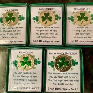 GANZ Gold and Green Shamrock Blessing Tokens - Set of 5